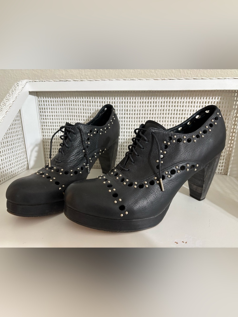 Calleen Cordero Black Studded Leather Lace-Up Oxfords with High Heels - Near New